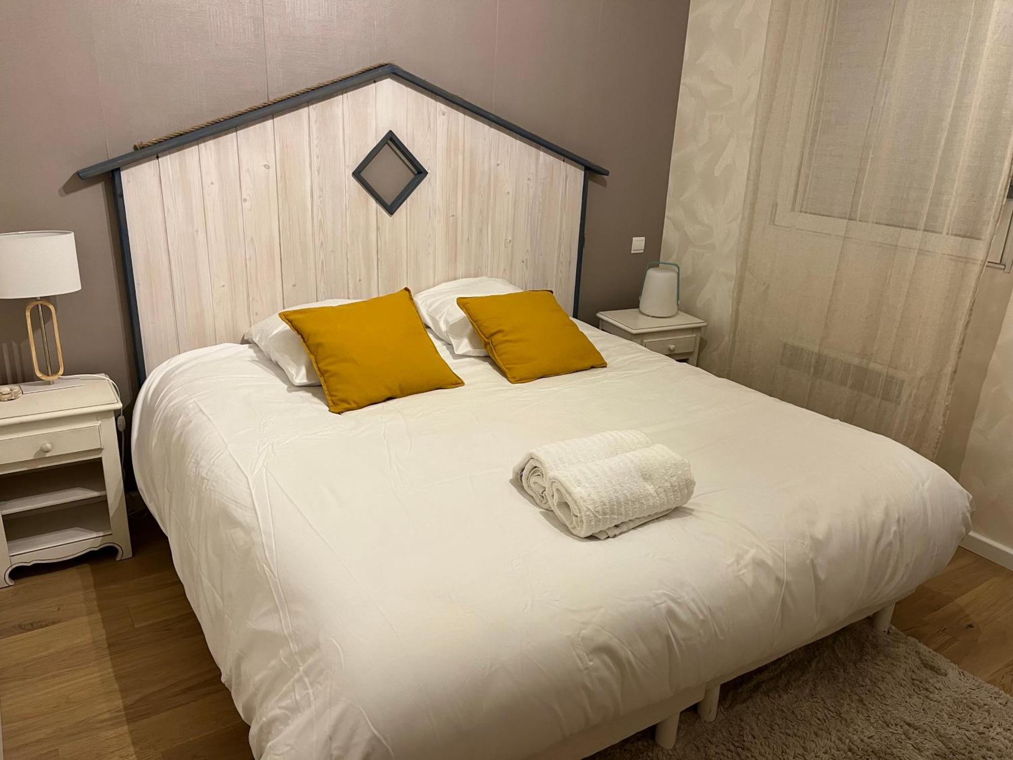 Agreable Appartement Et Terrasse A 2 Pas De La Mer Вимере Екстериор снимка